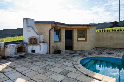 aukce-domu-chlum-nalzovice-7_optimized