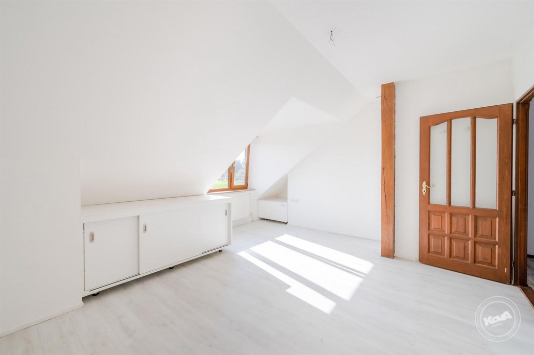 aukce-domu-chlum-nalzovice-31_optimized