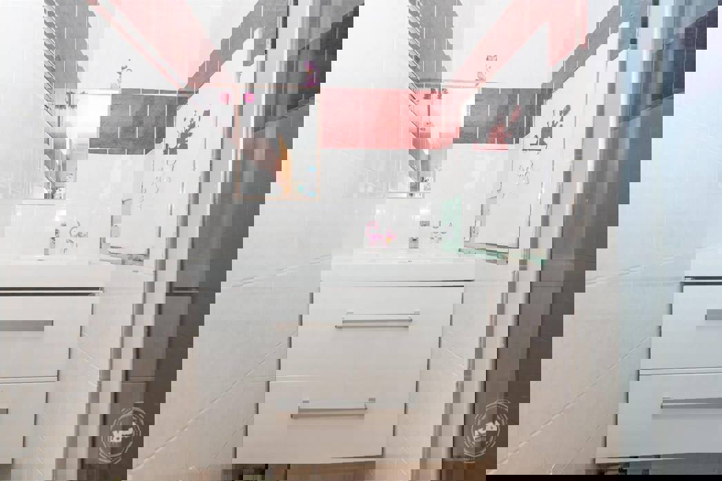 Dražba družstevního bytu 3+kk o velikosti 68 m2 a s výhledem v žádané lokalitě 07