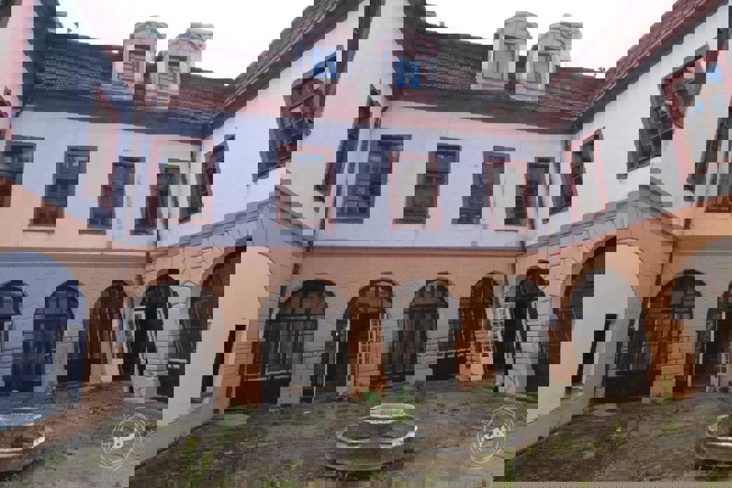 Prodej Zámku Krnsko 8