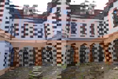 Prodej Zámku Krnsko 8