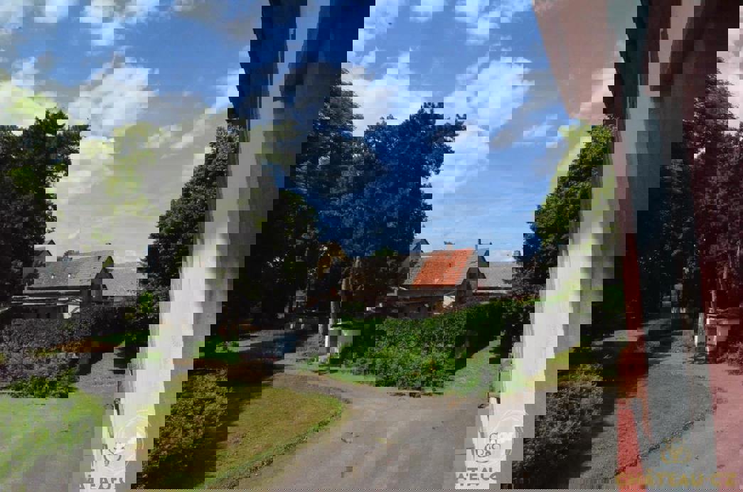 Prodej Zámku Krnsko 11