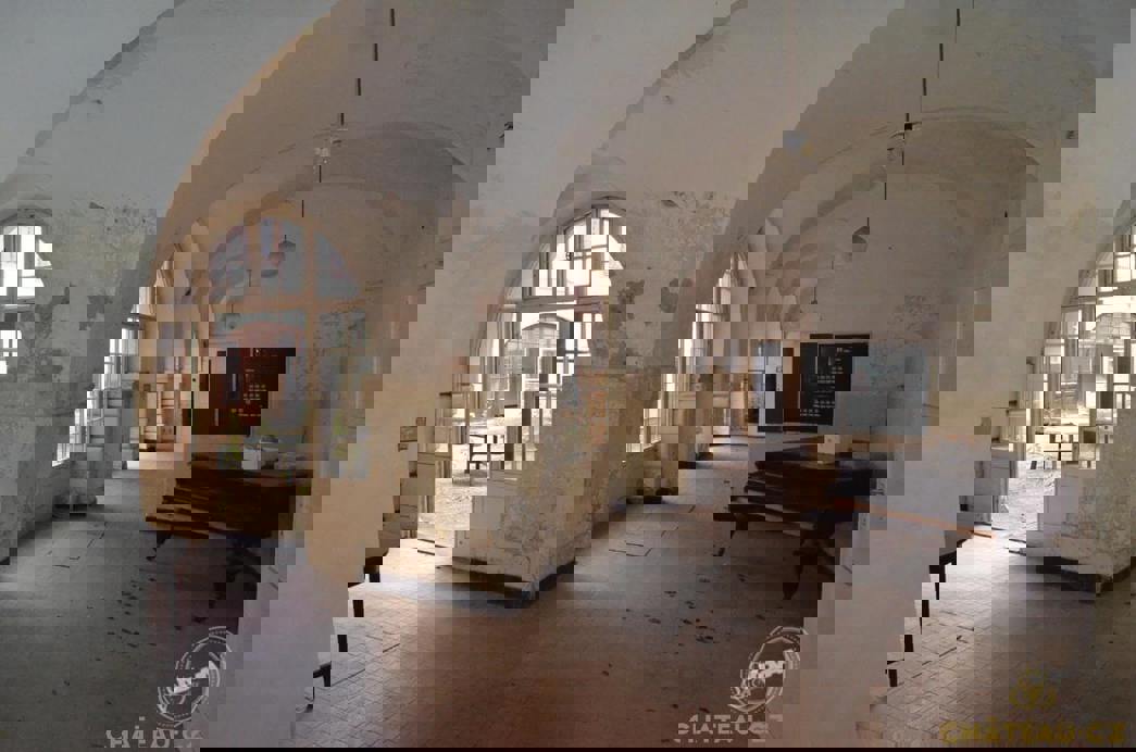 Prodej Zámku Krnsko 14