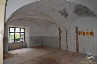 Prodej Zámku Krnsko 18