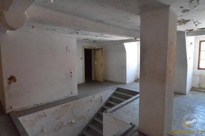 Prodej Zámku Krnsko 26