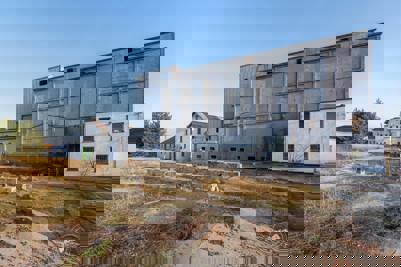 Dražba areálu Nové Modlany3