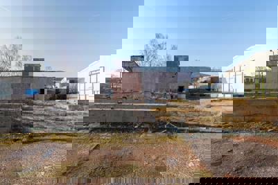 Dražba areálu Nové Modlany10