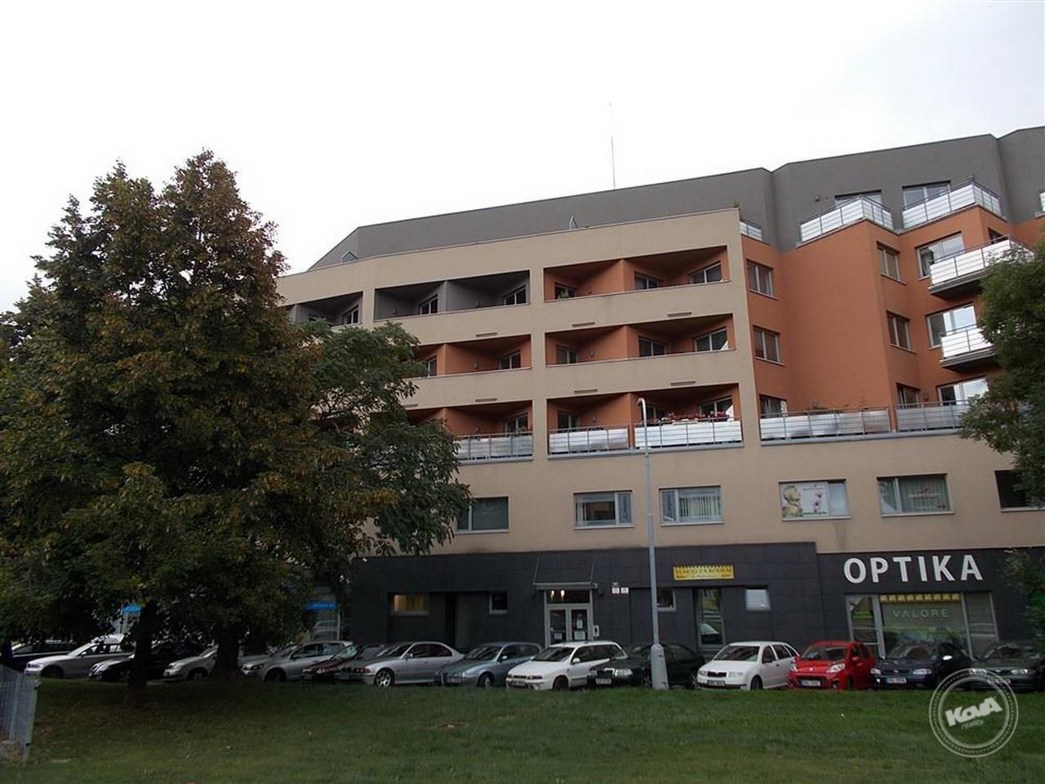 Dražba 13 obchodních jednotek KRYSTAL BRNO 4