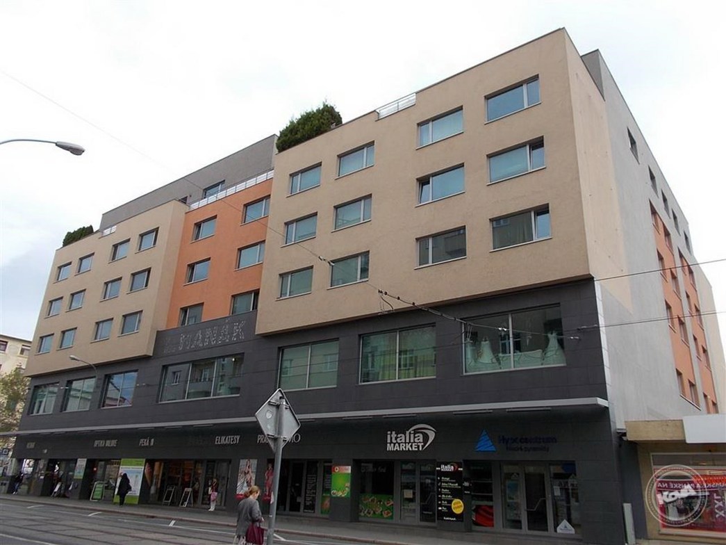 Dražba 13 obchodních jednotek KRYSTAL BRNO 1