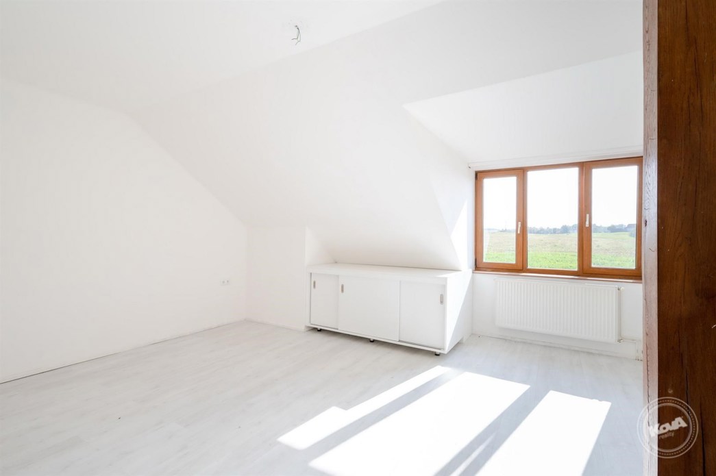 aukce-domu-chlum-nalzovice-32_optimized