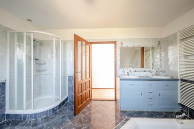 aukce-domu-chlum-nalzovice-39_optimized