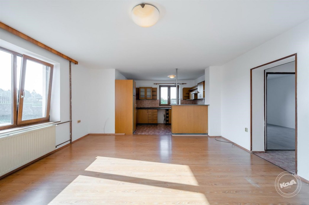 aukce-domu-chlum-nalzovice-19_optimized