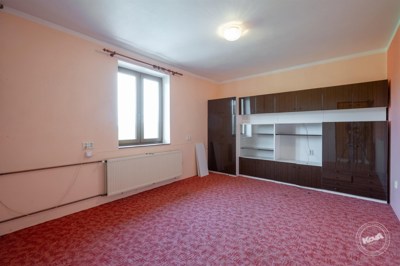 aukce-domu-chlum-nalzovice-16_optimized