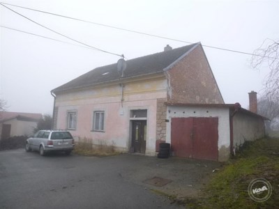 Drazba_podilu_na_dome_a_velke_zahrady_1