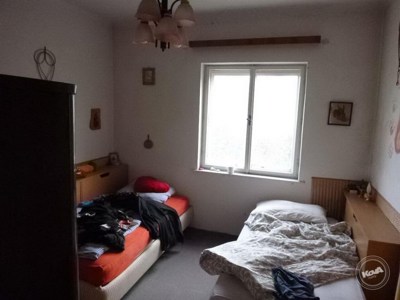 Drazba_podilu_na_dome_a_velke_zahrady_12